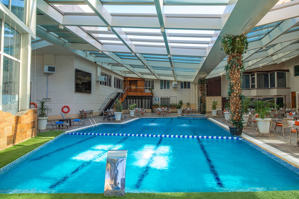 Bristol Hotel Amman 23/50