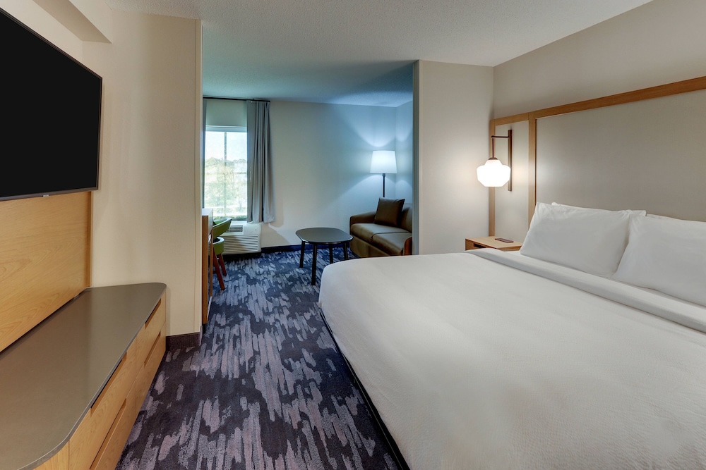 Fairfield Inn & Suites by Marriott Southport 15/45
