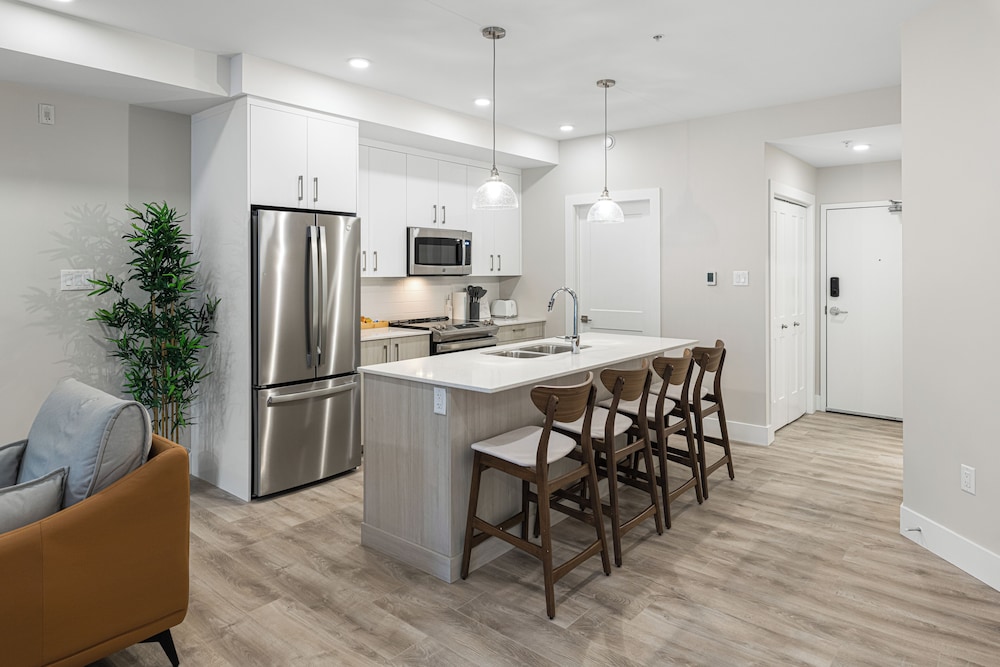 Station 1 - Suites Boutique Hotel 30/50