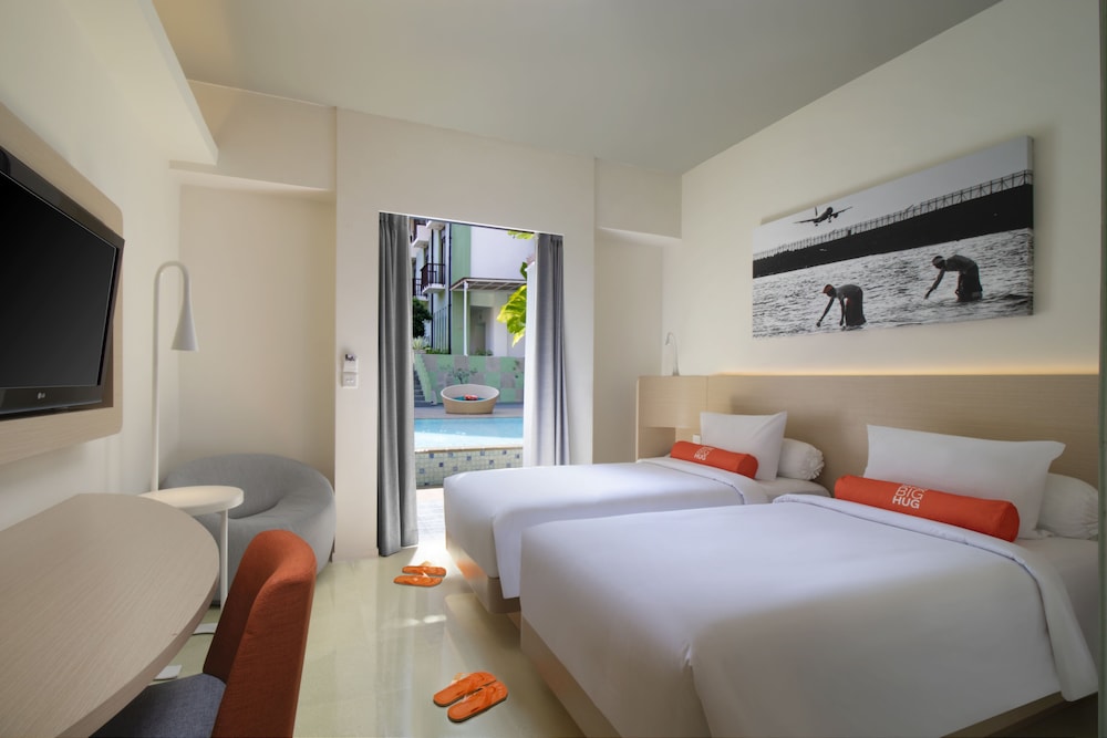 Harris, Unique, Double Bed, Pool Access