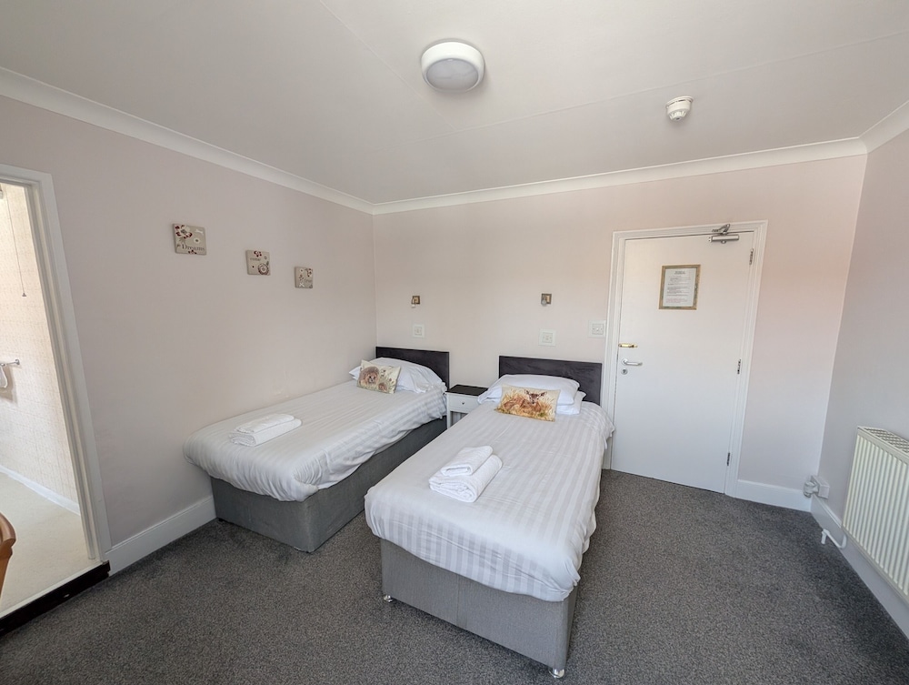 The Bell Hotel 20/48
