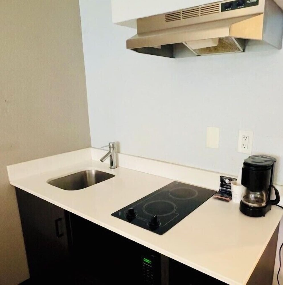 Studio 6 Extended Stay - Savannah, GA - Gateway & I-95 27/27