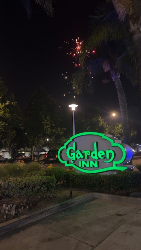 Garden Inn San Gabriel 53/57