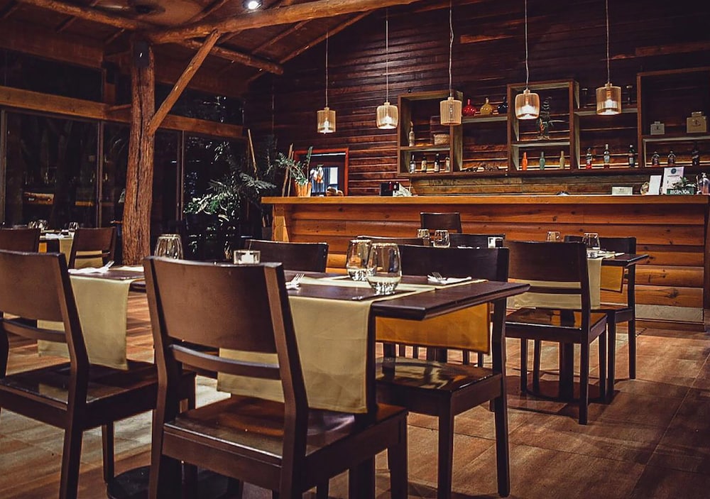 Mocona Virgin Lodge By Don 29/36
