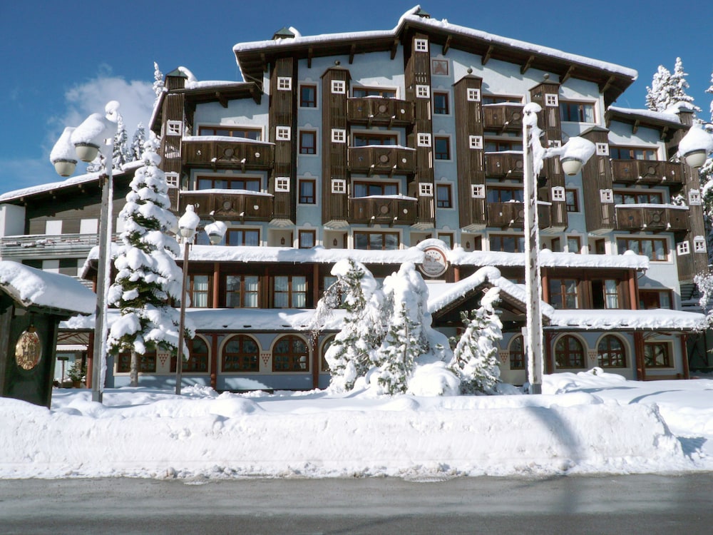 Hotel Residence Catturani 2/37