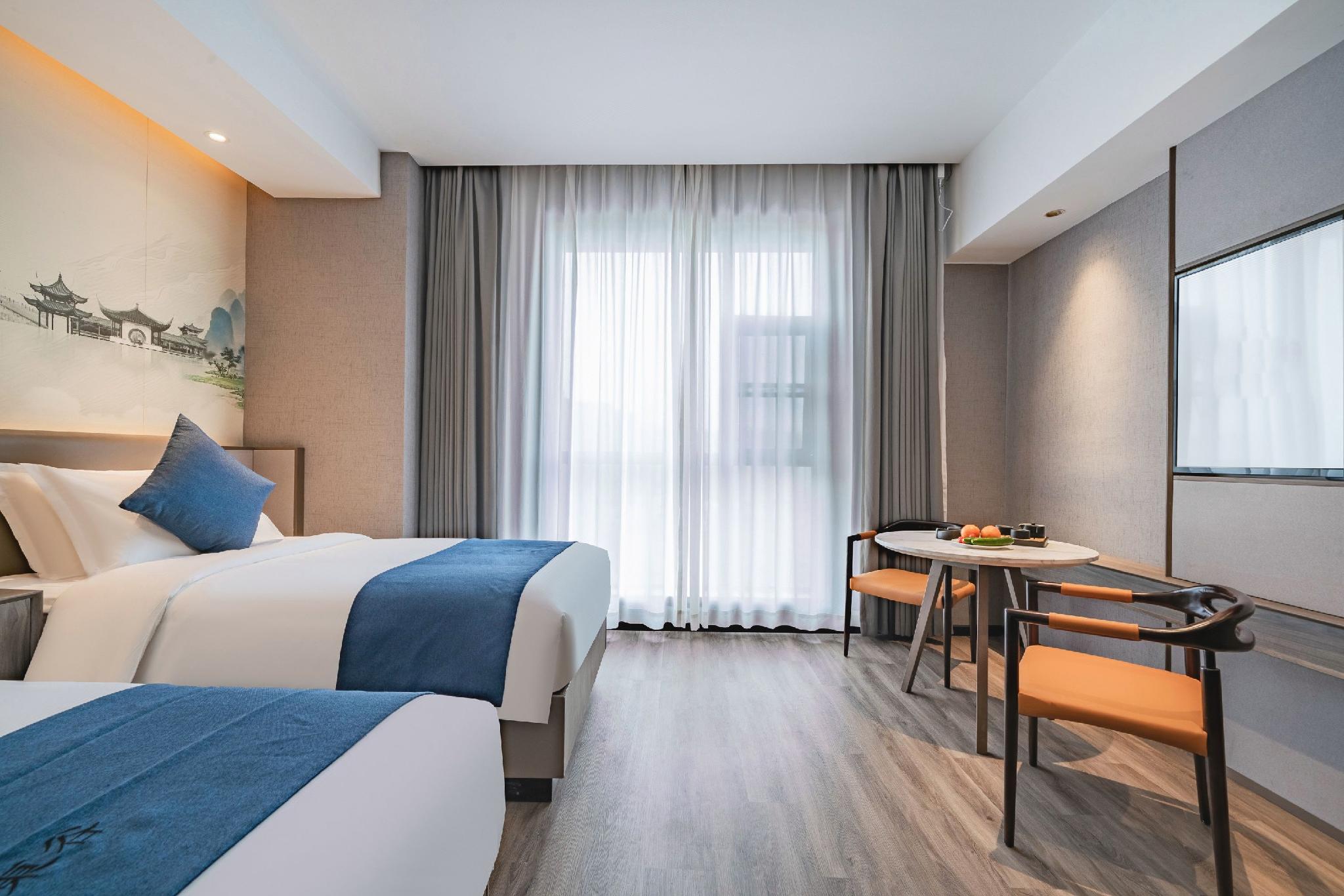 Rezen Dong Hotel (Shanghai Anting Metro Station) 24/41