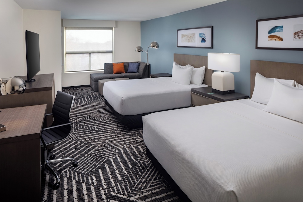 Hyatt House Royal Oak/Birmingham 11/42
