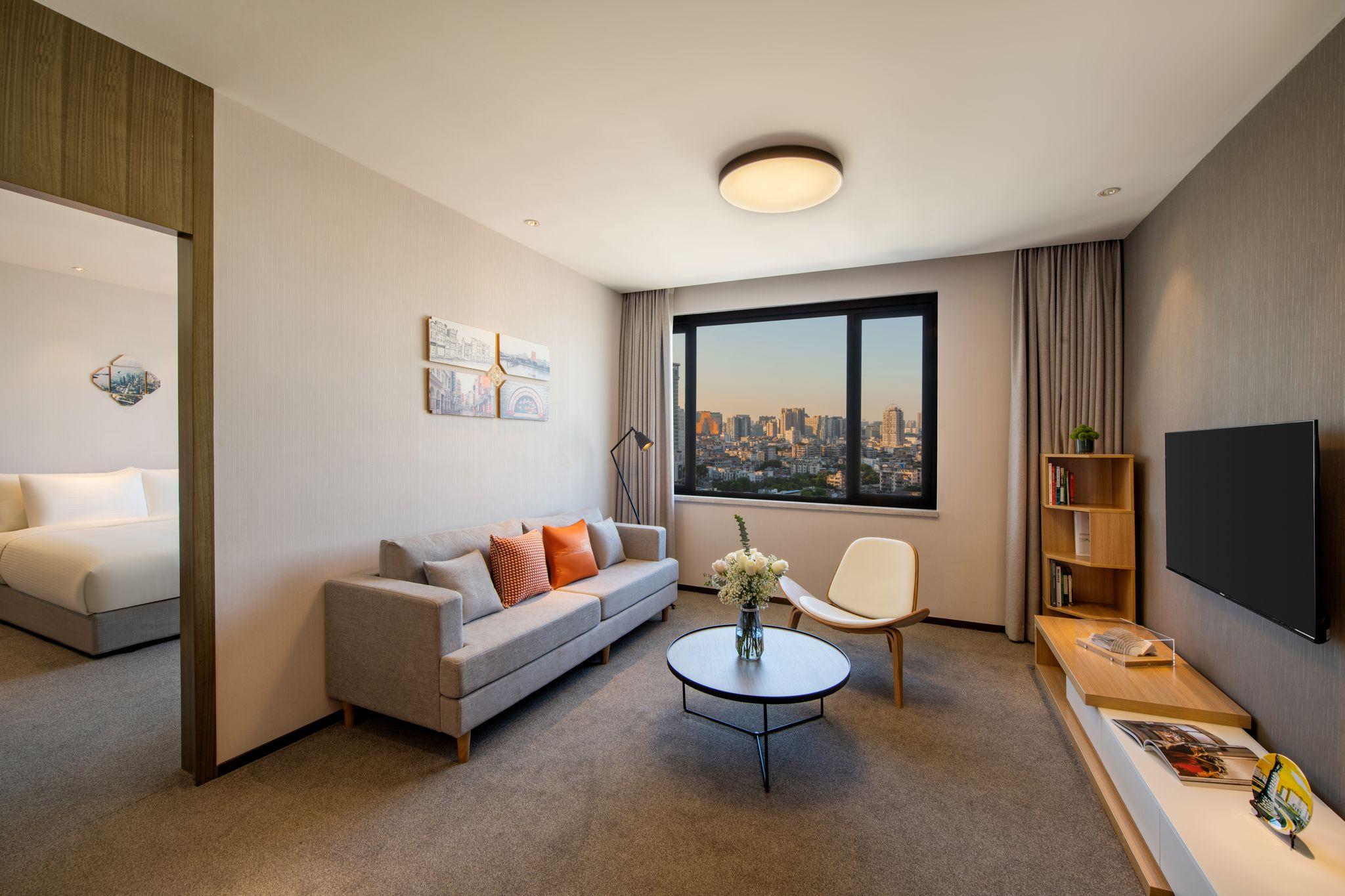 STUDIO, APARTMENT