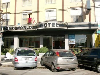 San Remo World Hotel 3/38