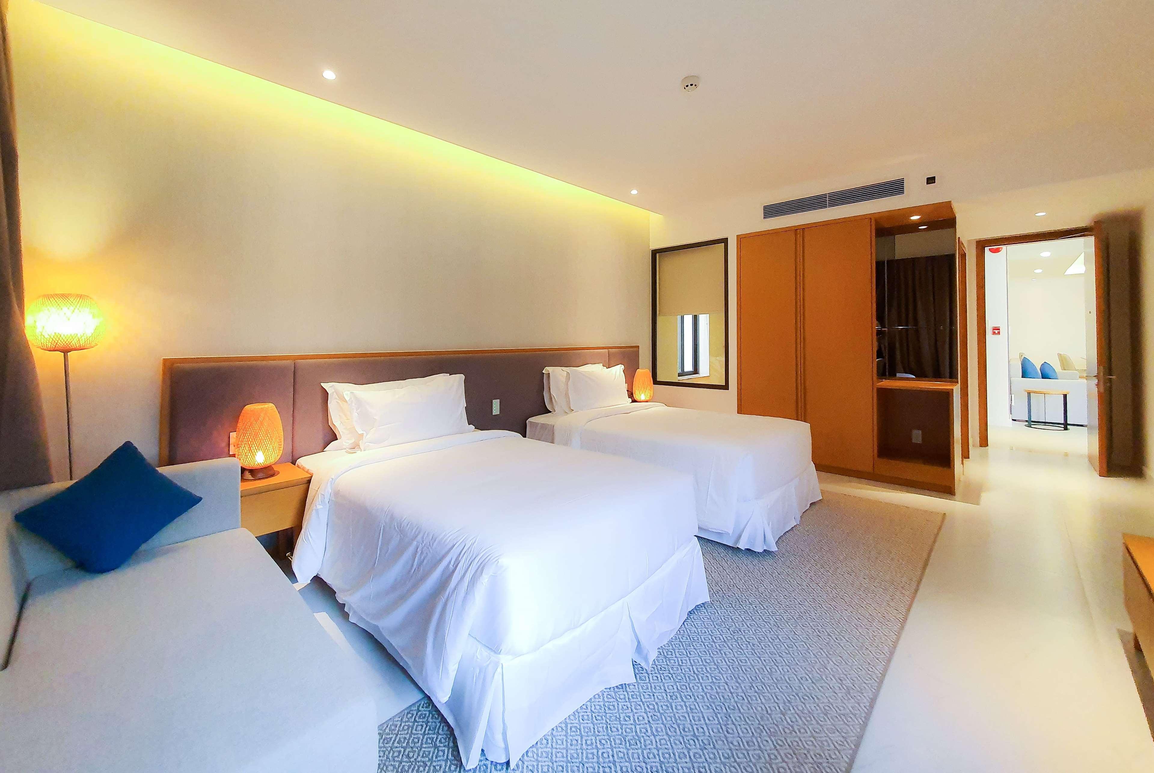 3 Bedrooms, Villa, Ocean View, with Pool