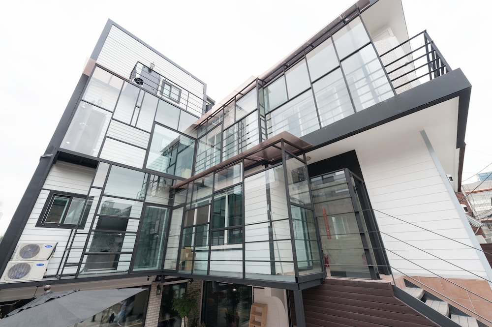 Inno Hostel &amp; Pub Lounge Hongdae 6/65