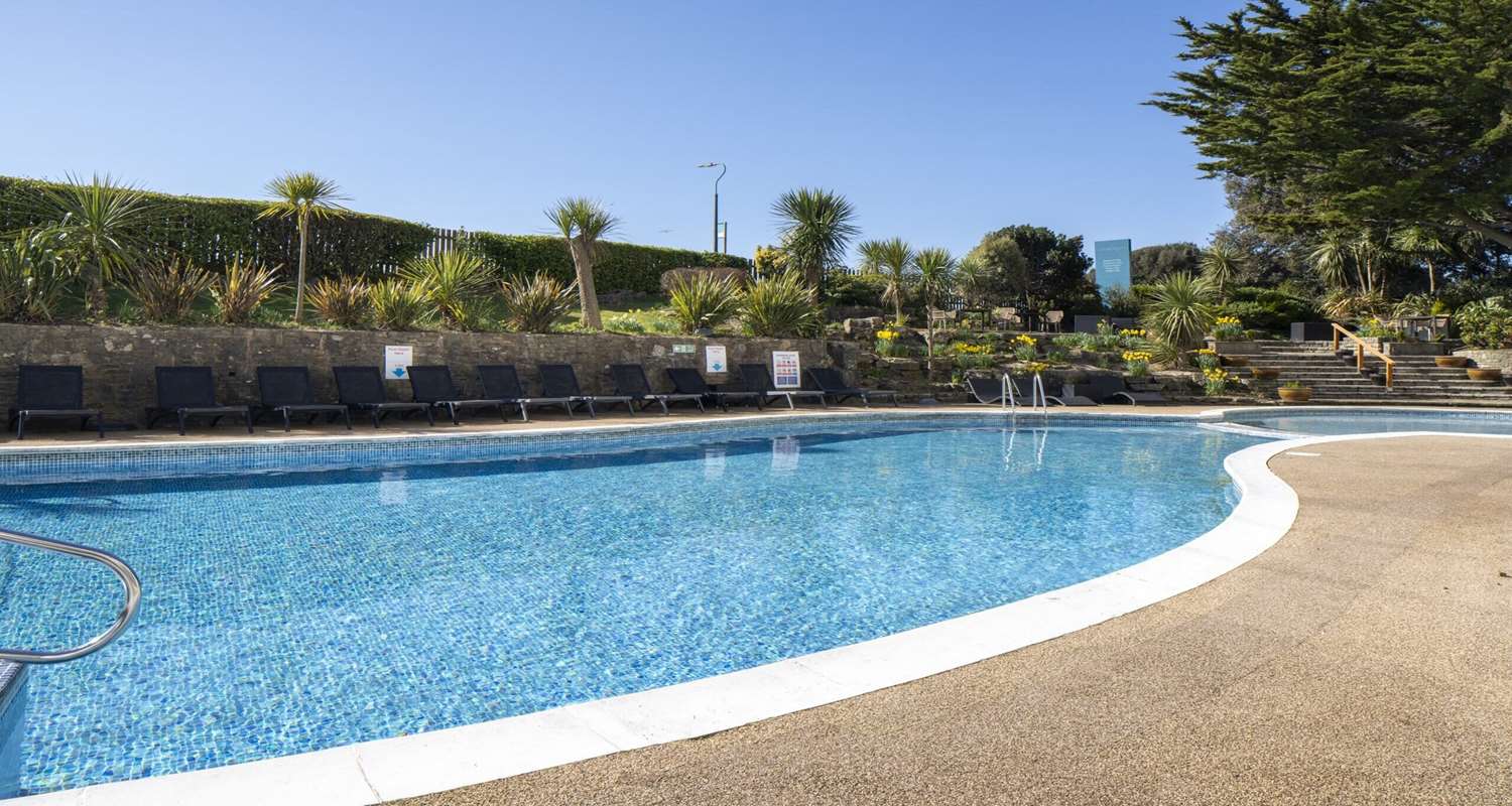 Bournemouth Carlton Hotel By Sunday 13/27