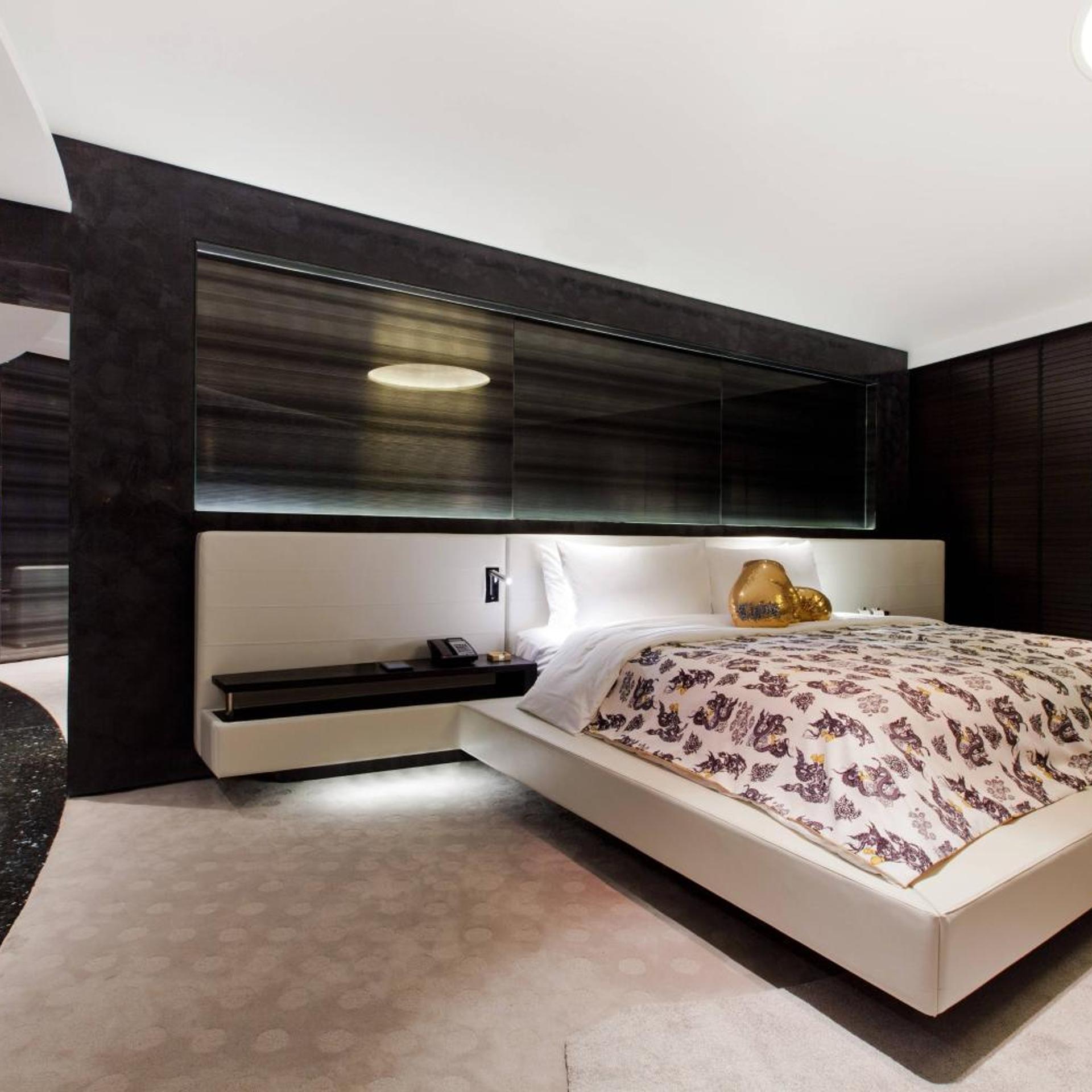 1 Bedroom, Vice President, Penthouse, Suite, King Bed