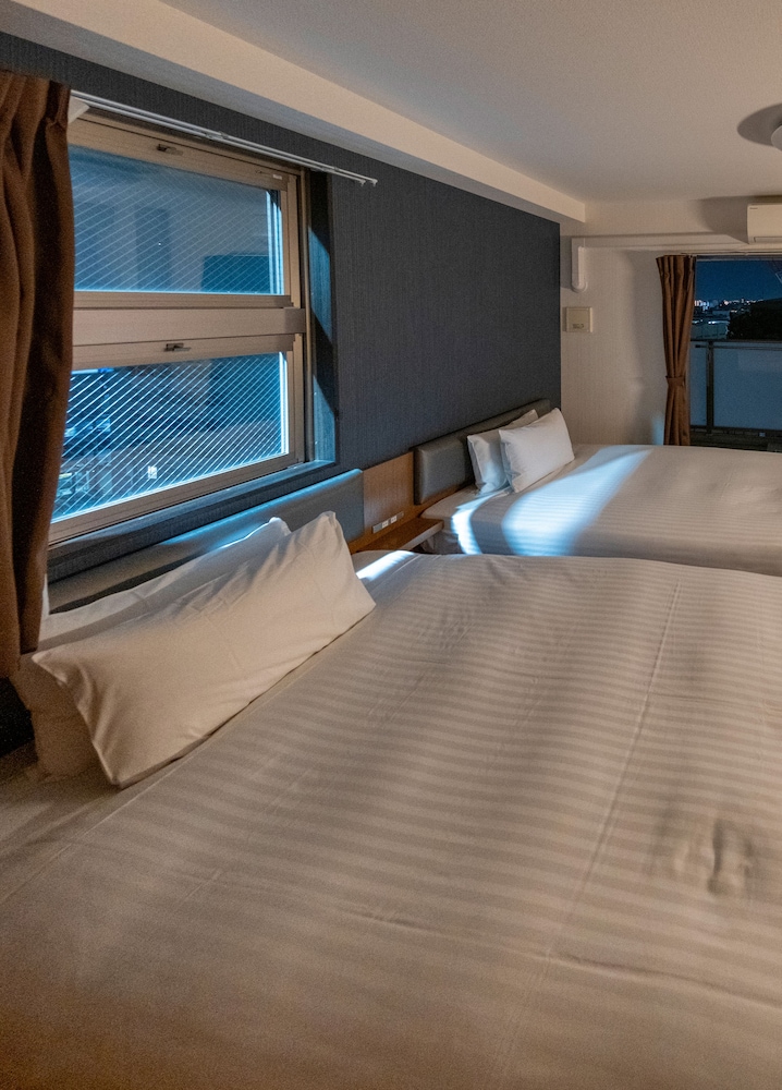 Hotel Trad 17/40