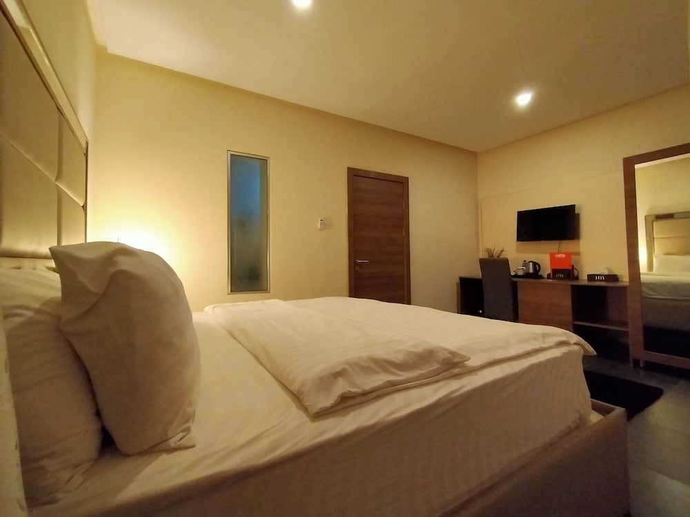 Iris Hotel 14/50