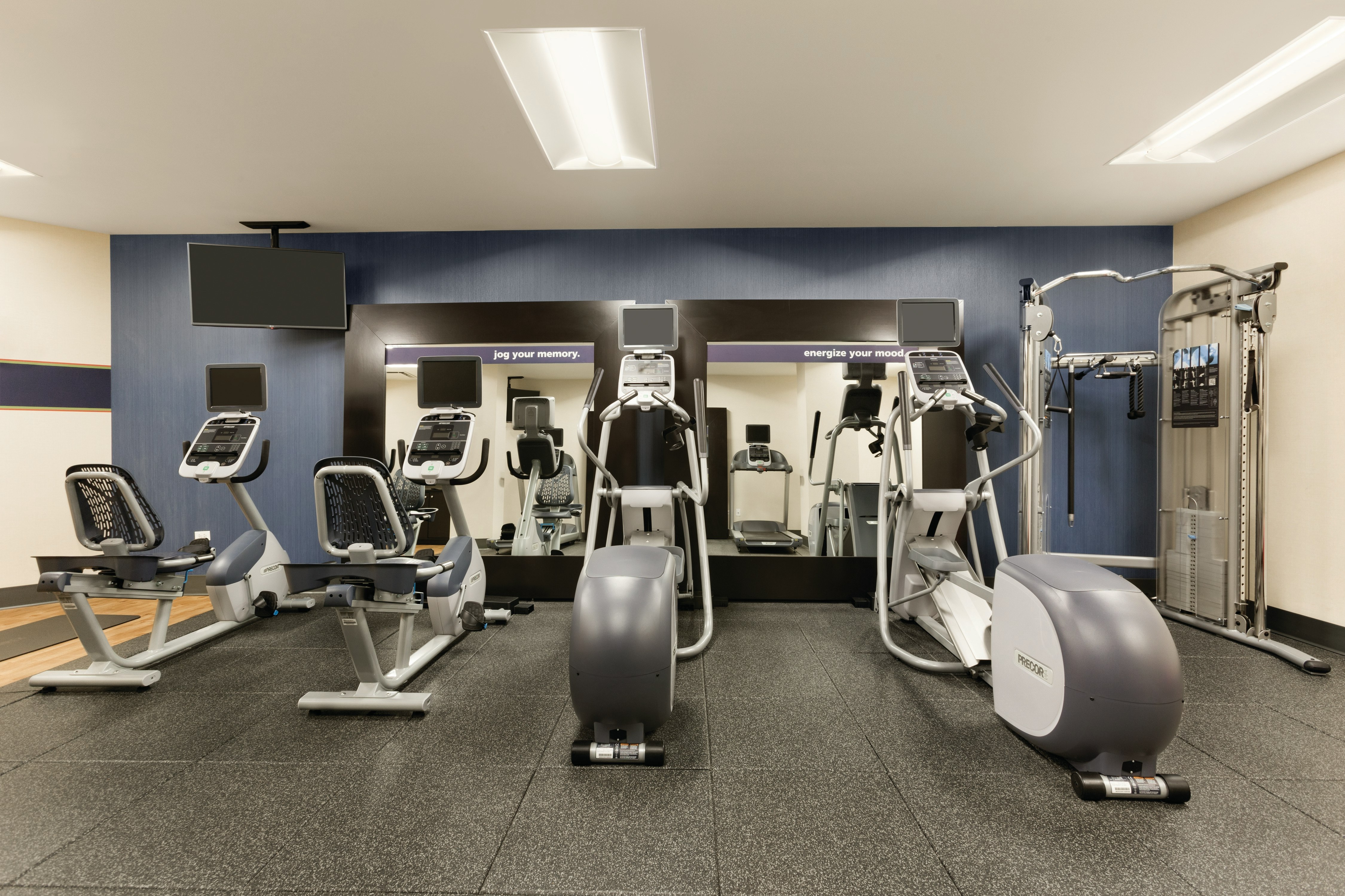 Hampton Inn Chicago Downtown N Loop Michigan Ave Il 26/52