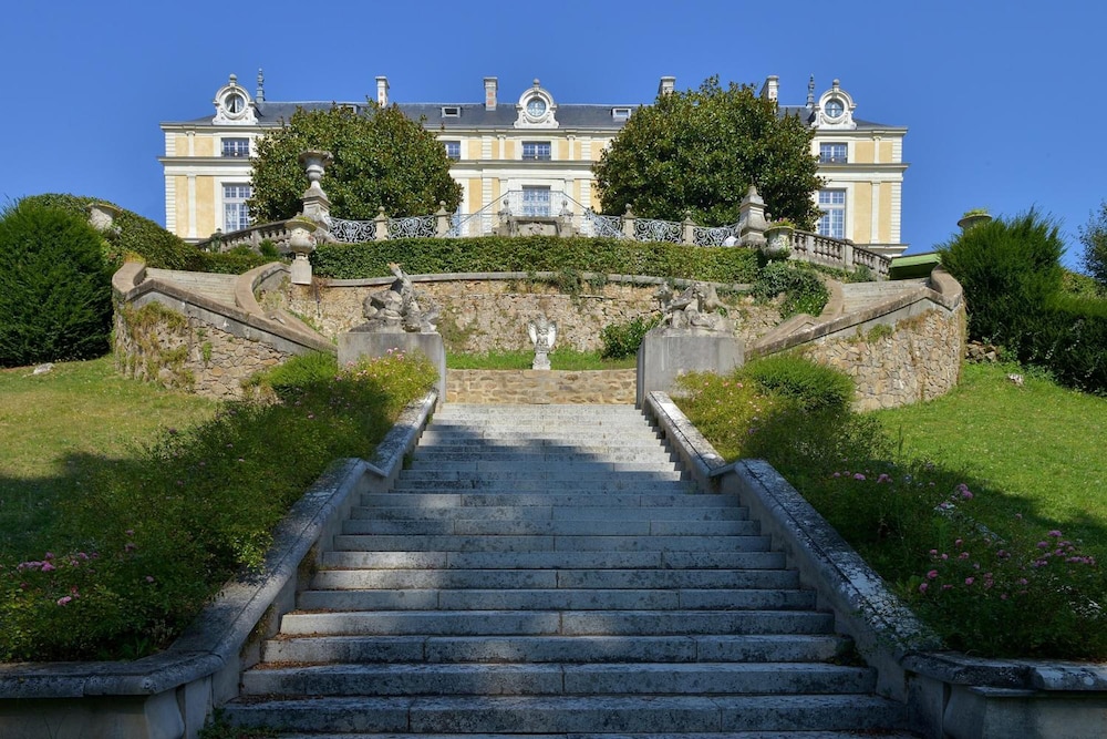 CHATEAU COLBERT 31/36
