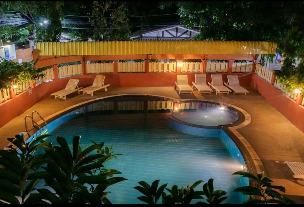 Takiab Beach Resort 6/64