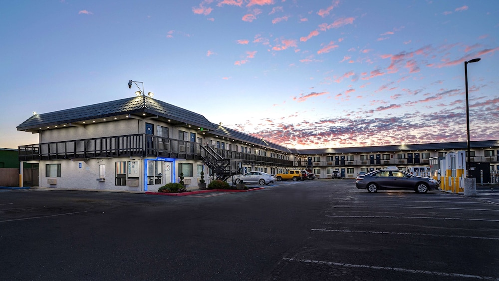Motel6 Eureka, CA – Redwood Coast in EUREKA - CA