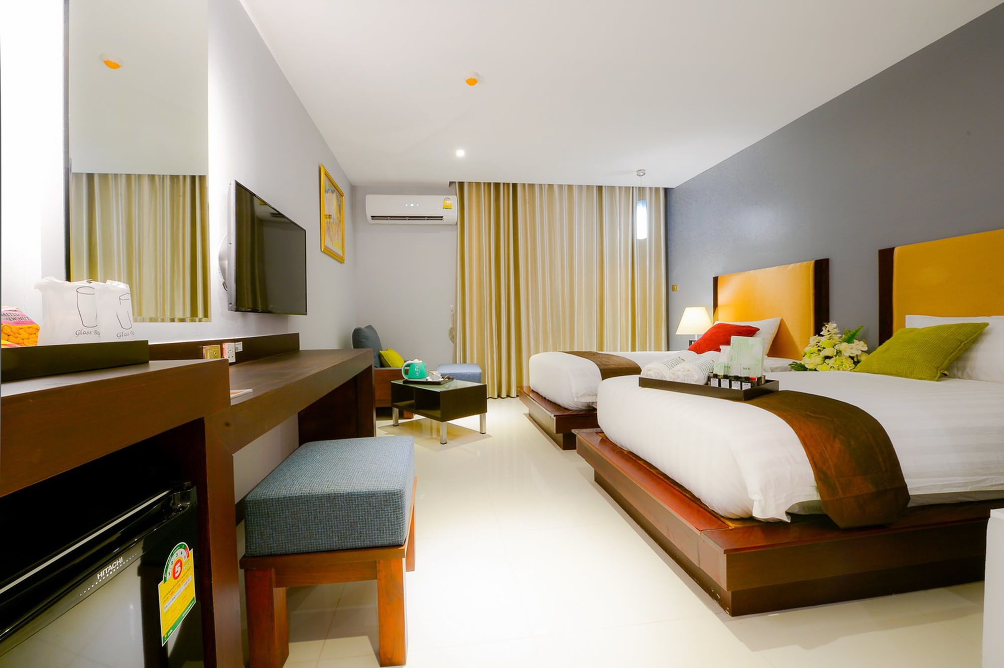 SUPERIOR, TWIN BEDS