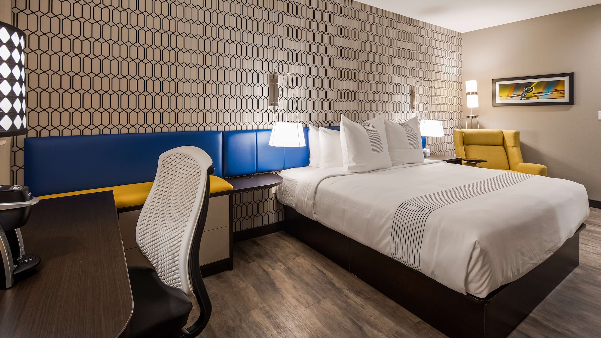 Standard, King Bed 3/6