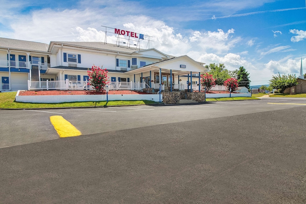 Motel6 Front Royal, VA 50/53