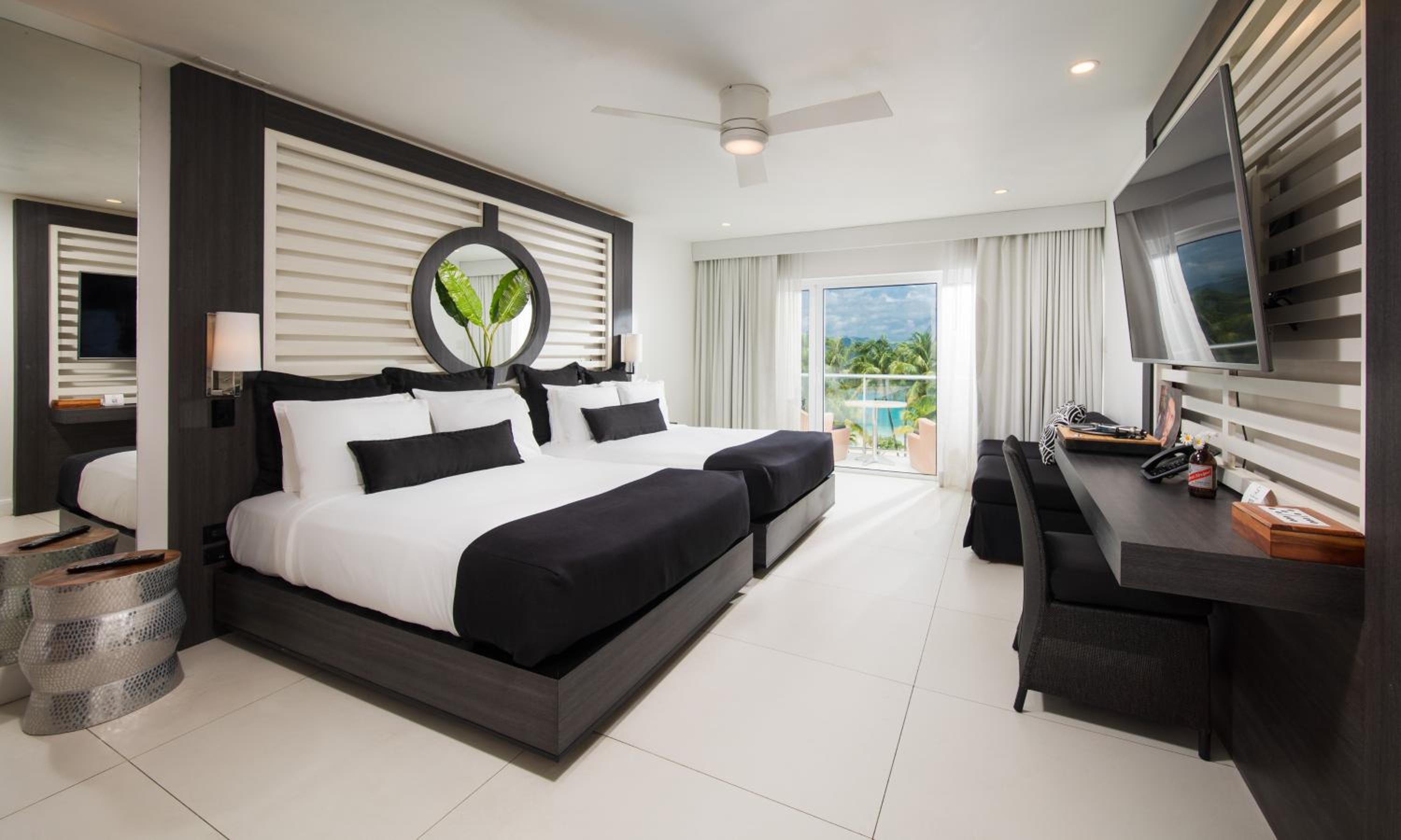 JUNIOR SUITE, DOUBLE BED, OCEAN VIEW