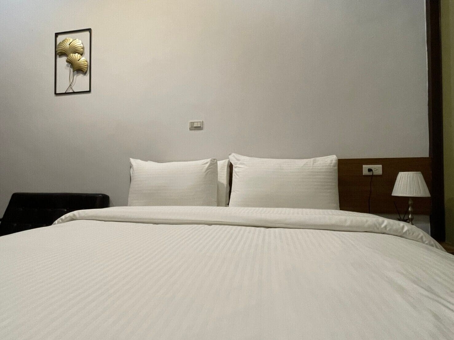 Ideal, Queen Bed