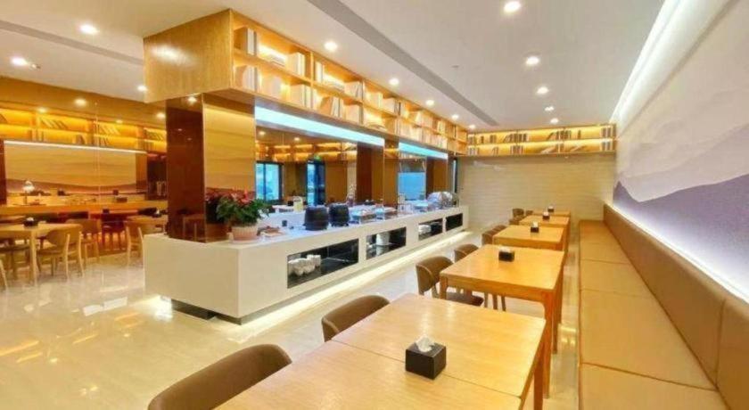 Greentree Inn Hangzhou Linan Wanma Road Express Hotel 6/42