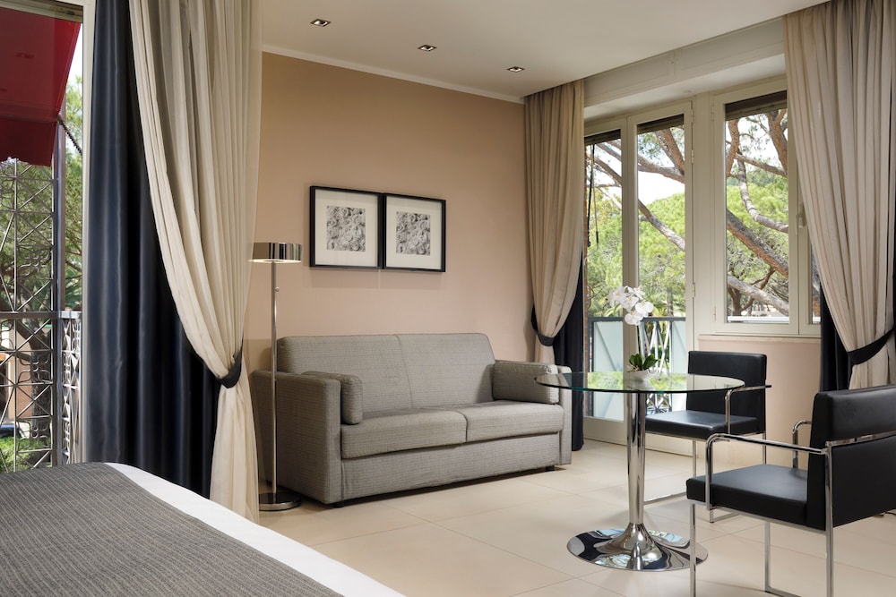 Riva, Junior Suite, Studio, Queen Bed