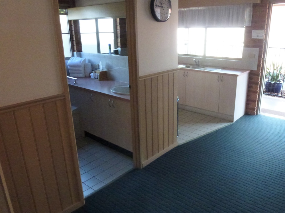Colonial Motor Inn Bairnsdale 31/37
