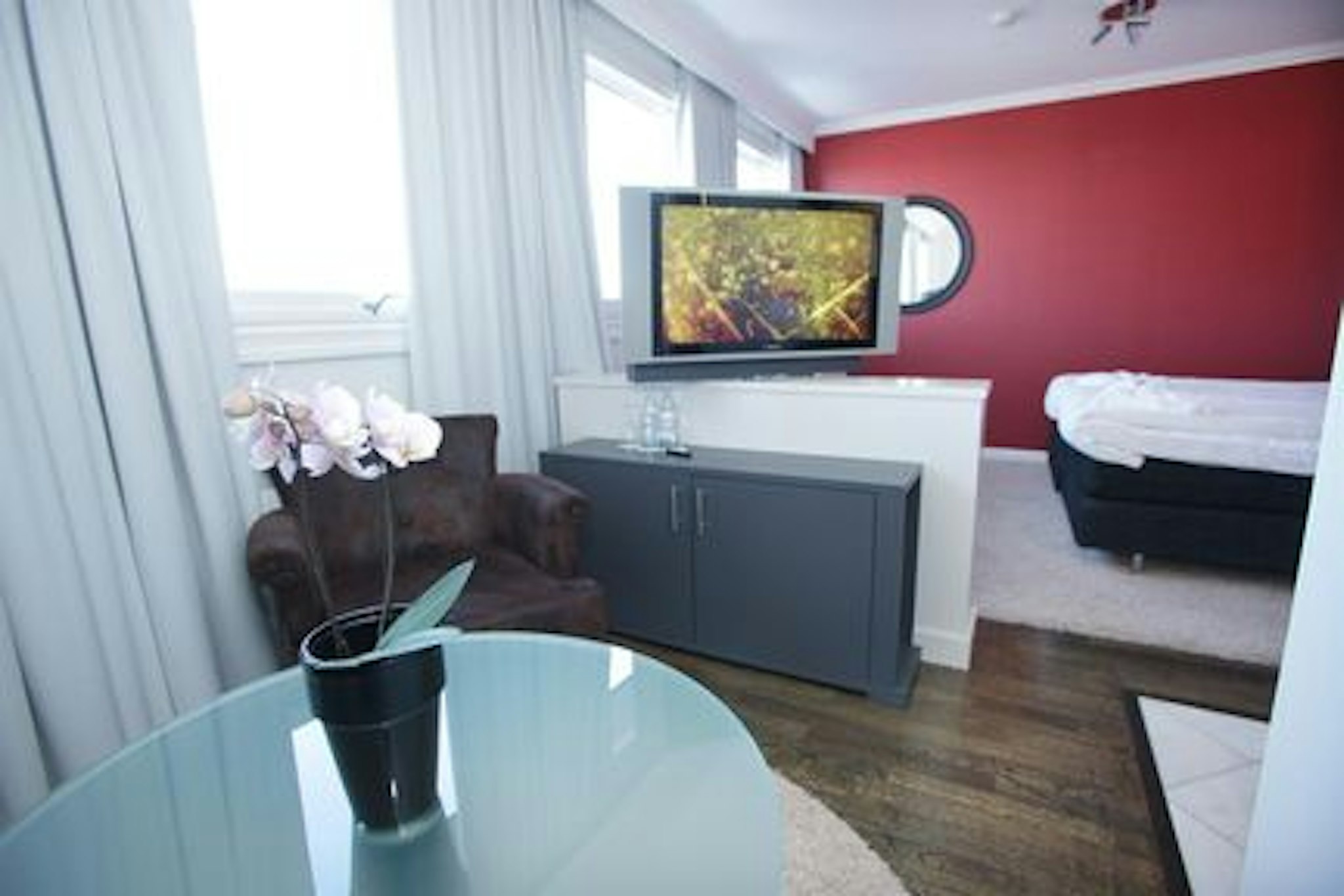 Deluxe Double C2D، Elite Grand Hotel Norrkoping 2/4