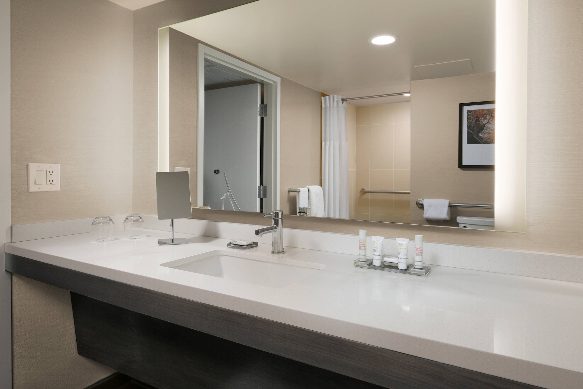 غرفة كلوب بسريرين مزدوجين، Houston Marriott Medical Center/Museum District 3/3
