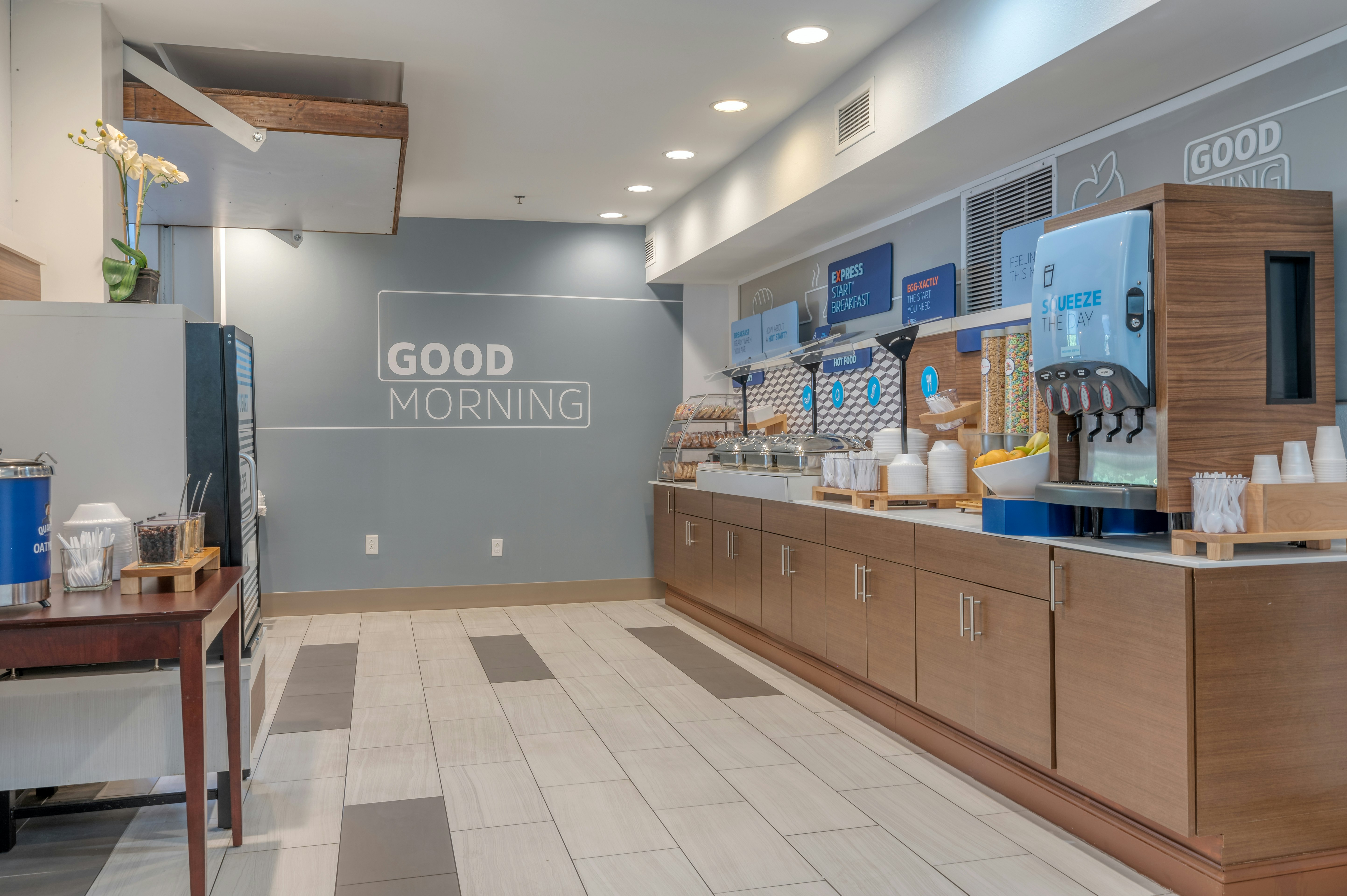 Holiday Inn Express Suites Thornburg S Fredericksburg 4/58