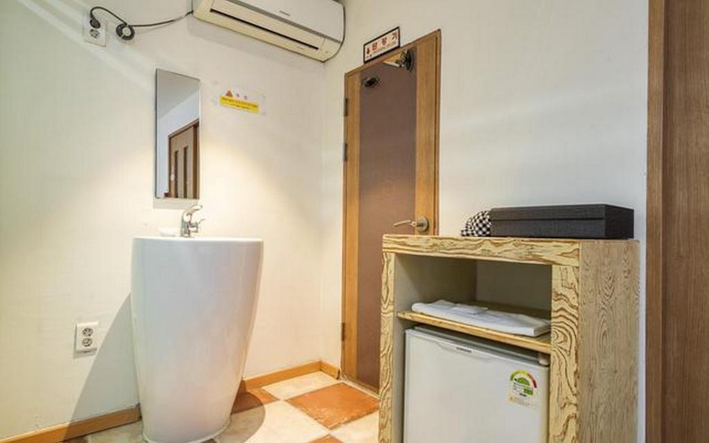 Hotel Mime 50/51