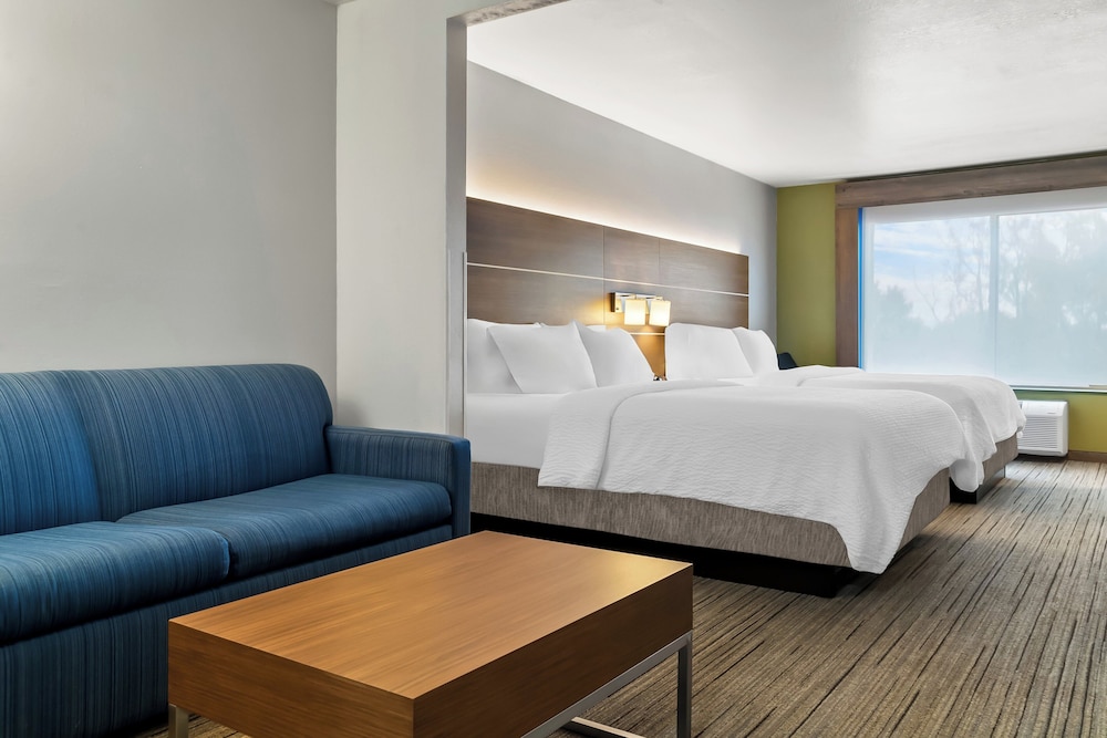 suite, 2 queen beds