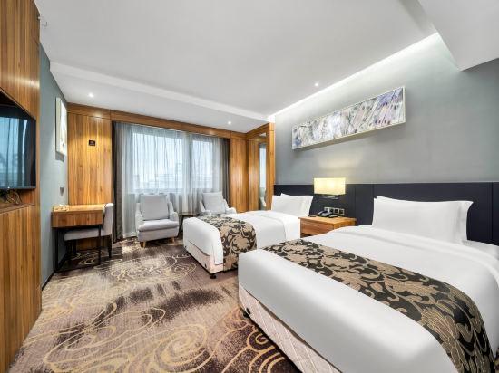 Huzhou Redwood Room Hotel (Taihu Moon Plaza) 19/35