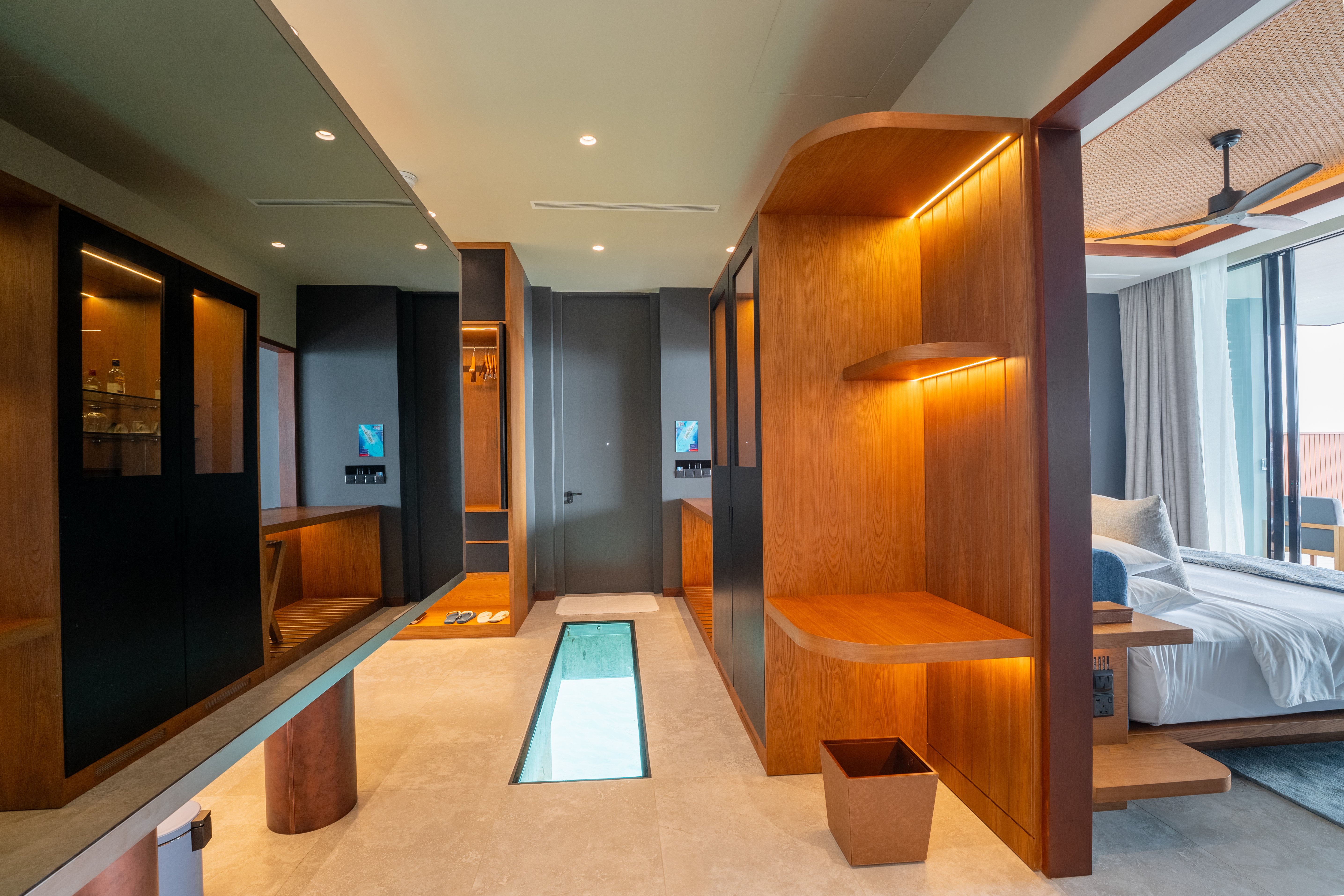 Veligandu Island Resort & Spa 142/172