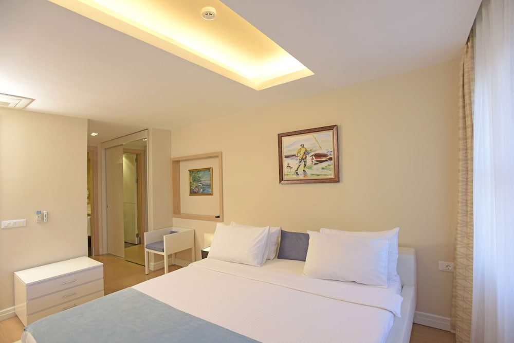 Cheya Residences Nisantasi Deluxe 11/71