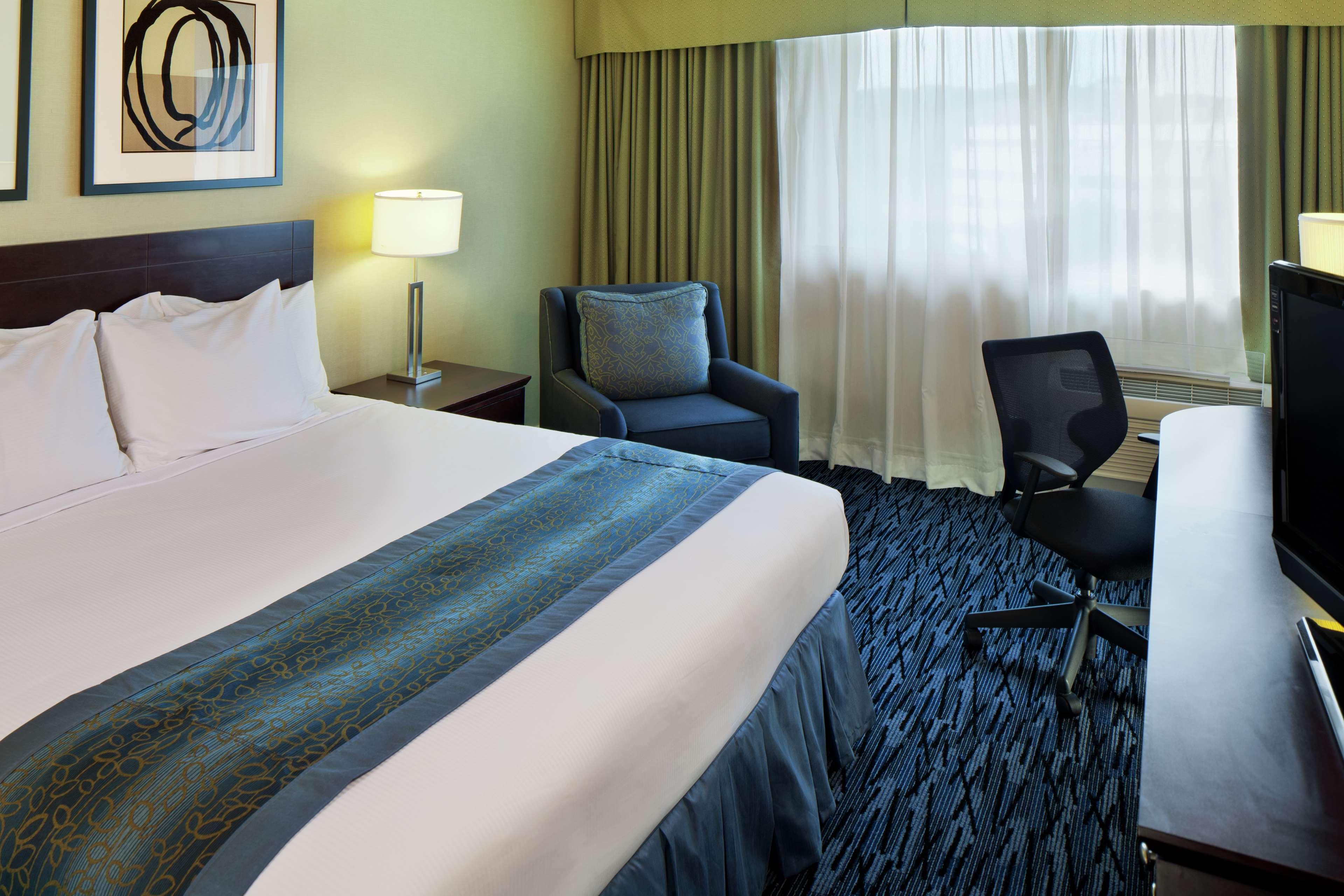 Doubletree By Hilton Norwalk 7/45