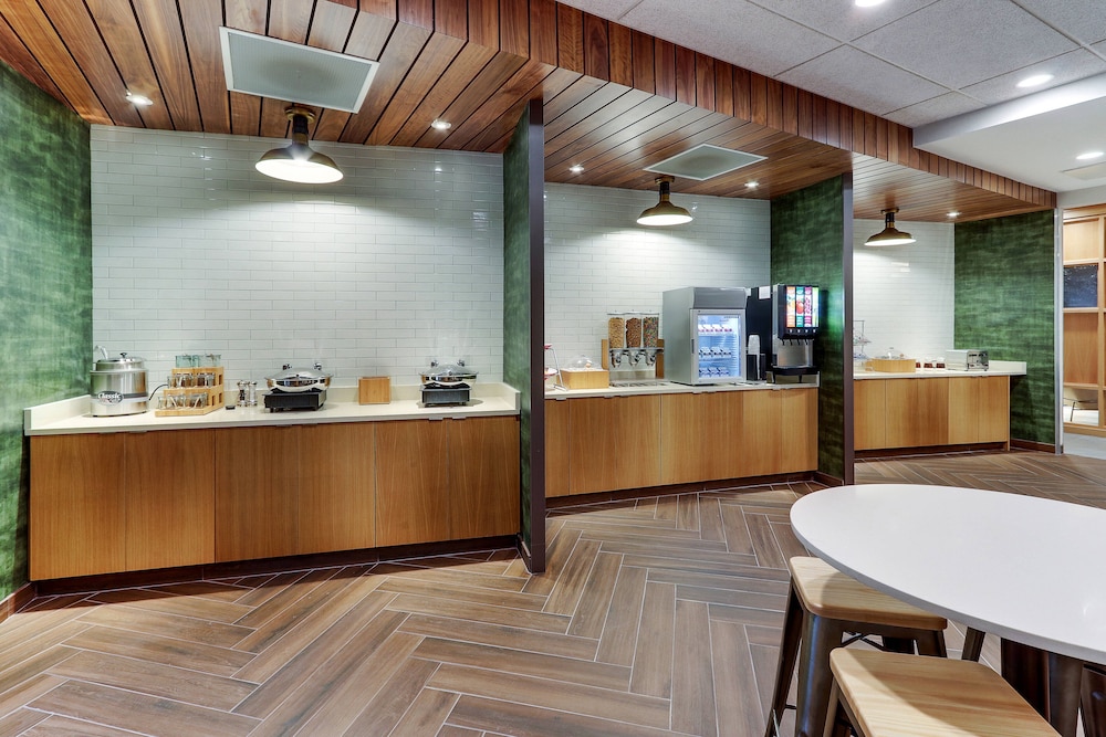 Fairfield Inn & Suites by Marriott Asheville Weaverville 6/44