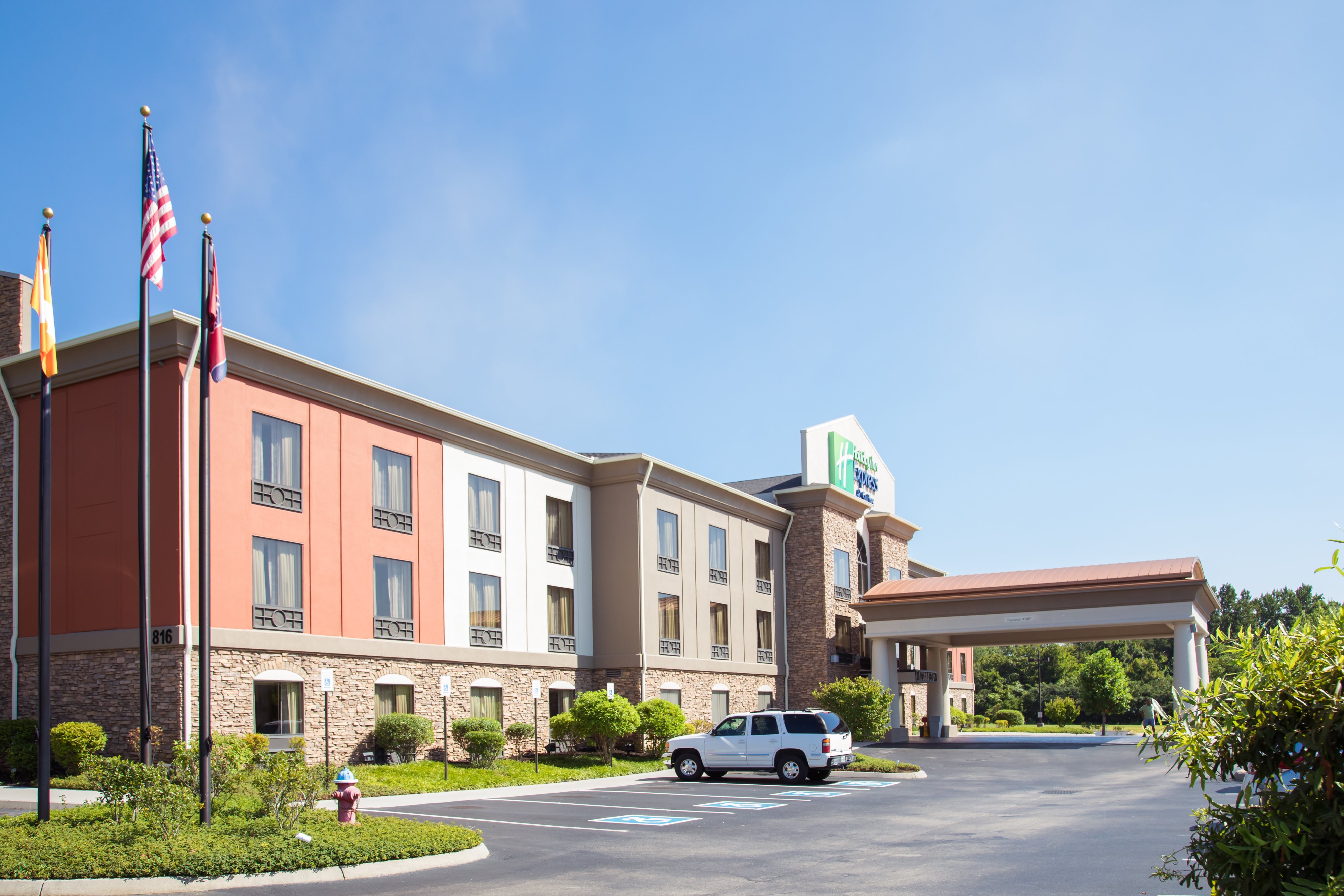 Holiday Inn Express Hoteland Suites Knoxville Farragut 55/63