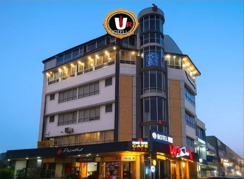 Hotel U. R. 3/40