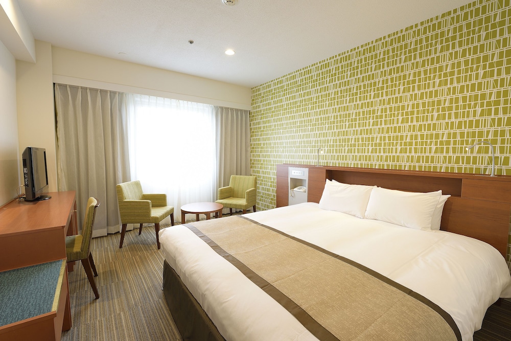 Standard, Double Bed, East Wing