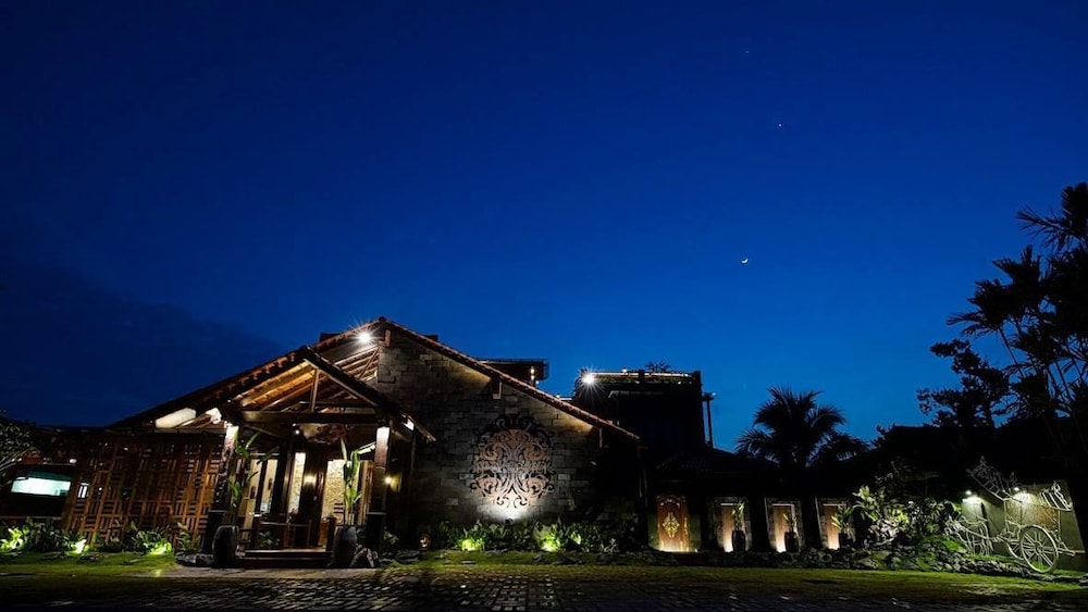 Ipoh Bali Hotel 2/50