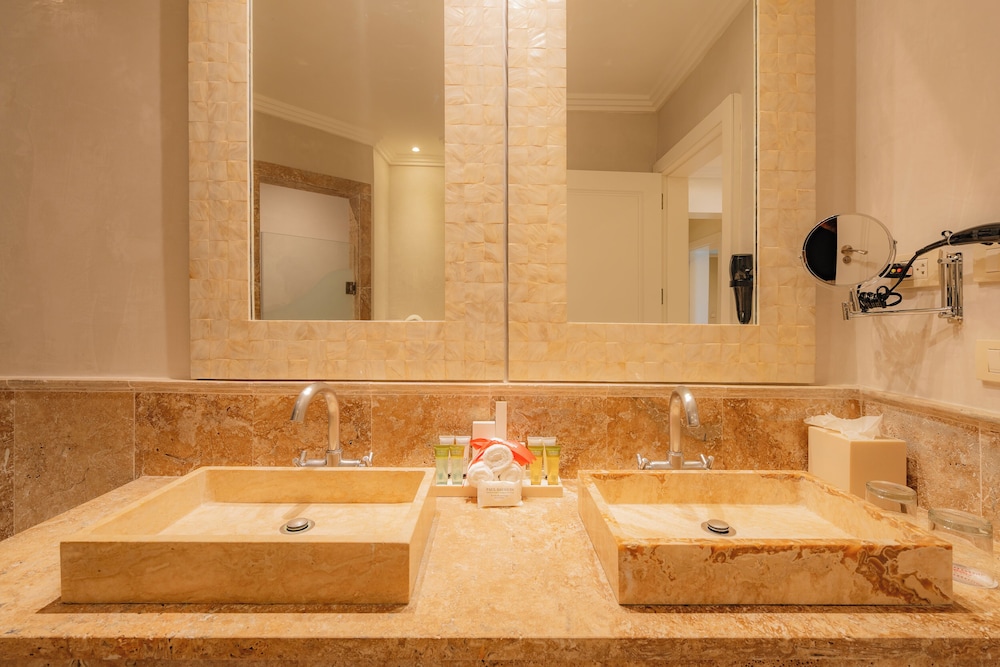 TAN Resorts Marina Cap Cana 38/39