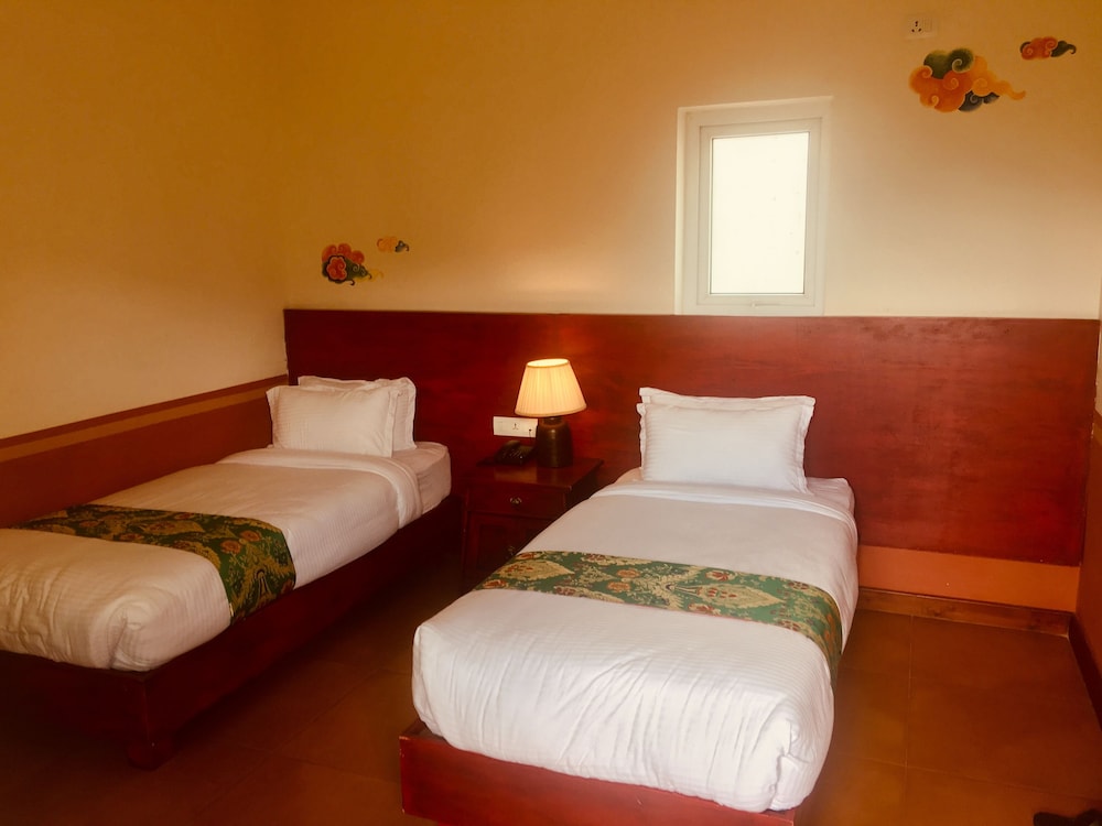 Three Jewels Boutique Hotel 17/74