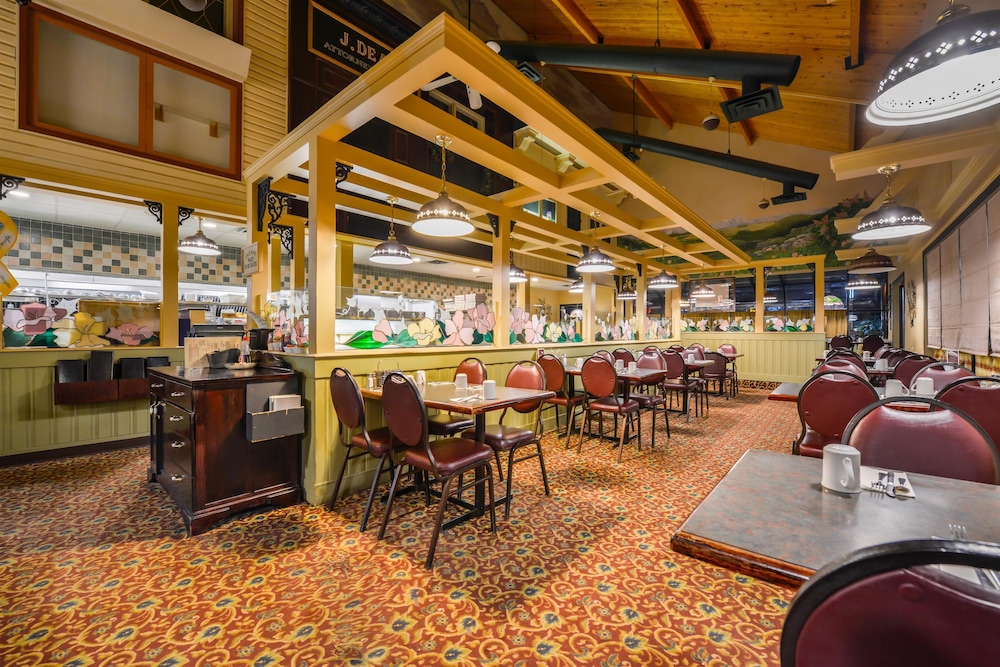 Canadas Best Value Inn Whitecourt 37/51