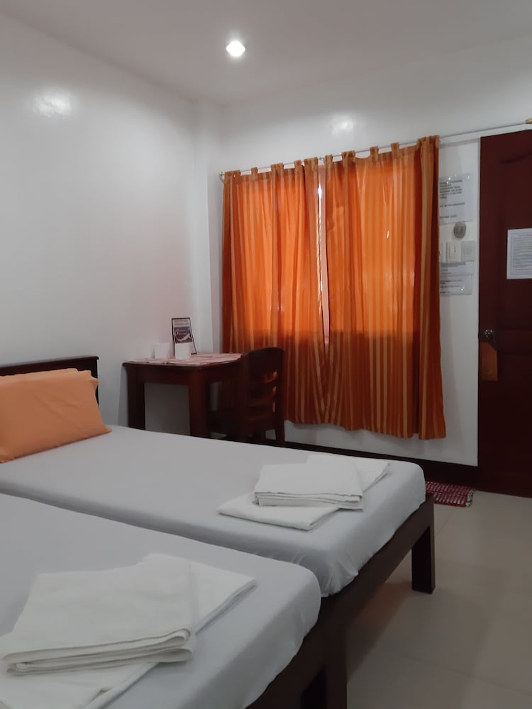 Slam's Garden Resort 35/55