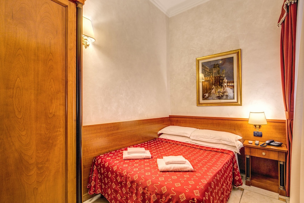 Adas Hotel 49/80